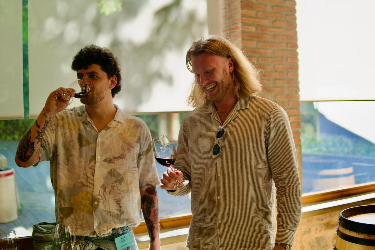 Joakim og Andreas fra DeVinos til vinsmagning
